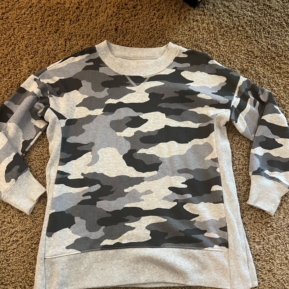 Aerie Gray Camo Sweater